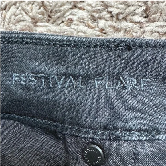 American Eagle Festival Flare Jeans in
Black Button Fly Size 20 - Picture 3 of 4